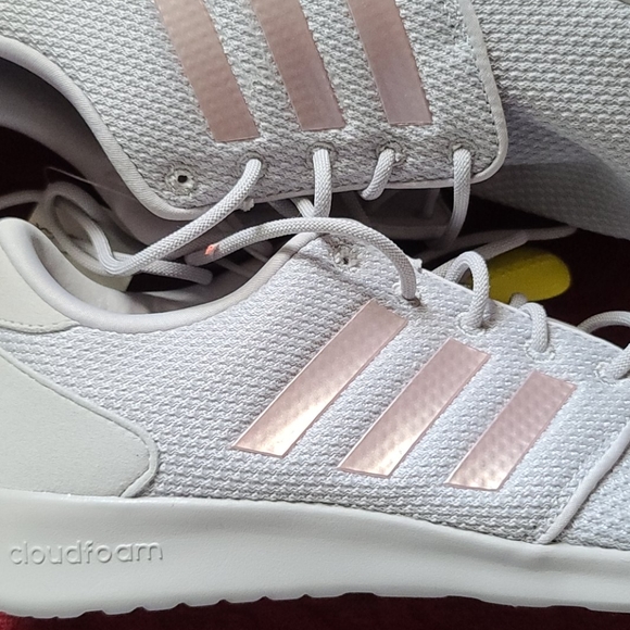 Brand new Adidas Womens size 10 light gray - Picture 5 of 7